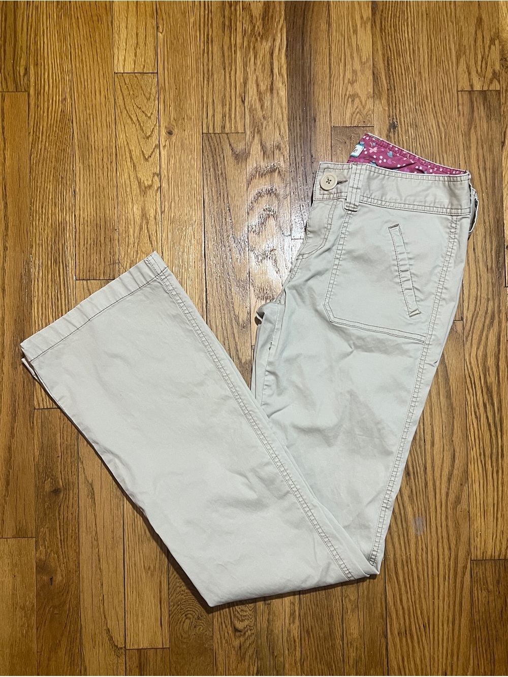 Vintage Y2K 2000’s Aeropostale Low-rise Flare Khaki Embroidered Butterfly Pants